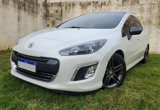PEUGEOT 308 1.6 GRIFFE THP 16V GASOLINA 4P AUTOMÁTICO